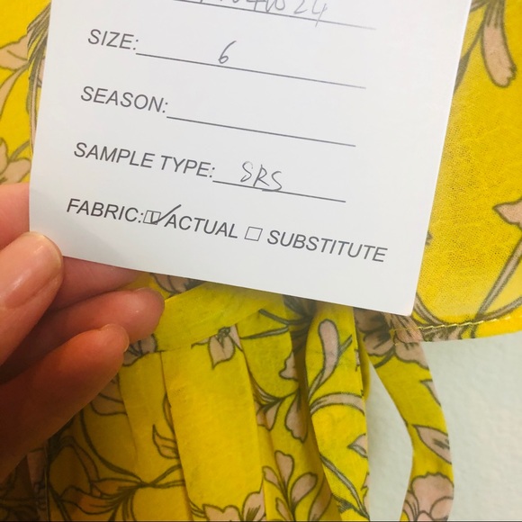 Avec Le Filles Yellow Floral Dress - Picture 10 of 11